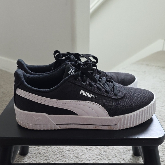 Puma Black Sneakers with White Soles - Picture 8 of 8